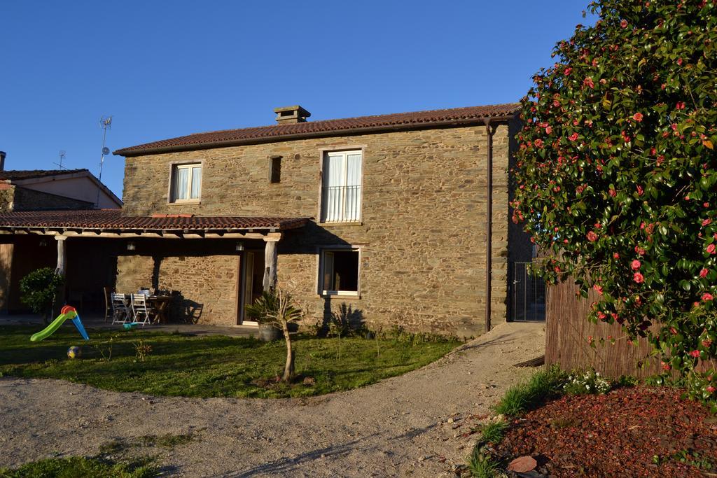 Vila Peregrina Castaneda  Exteriör bild